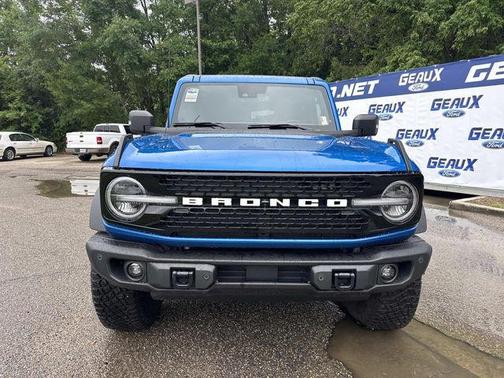 Velocity Blue Metallic 2023 Ford Bronco Wildtrak