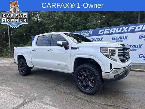 White Frost Tri-Coat 2025 GMC Sierra 1500 SLT