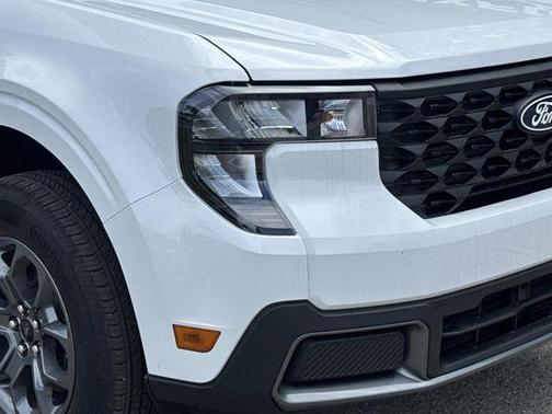 Oxford White 2026 Ford Maverick XLT