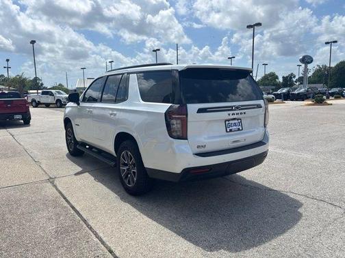 Iridescent Pearl Tricoat 2023 Chevrolet Tahoe Z71