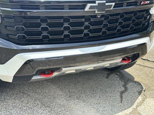 Iridescent Pearl Tricoat 2023 Chevrolet Tahoe Z71