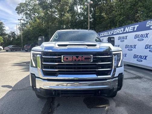 Summit White 2026 GMC Sierra 2500 SLE