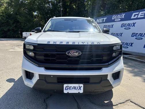 Oxford White 2025 Ford Expedition Active