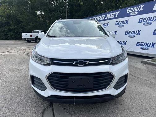 Summit White 2022 Chevrolet Trax LT