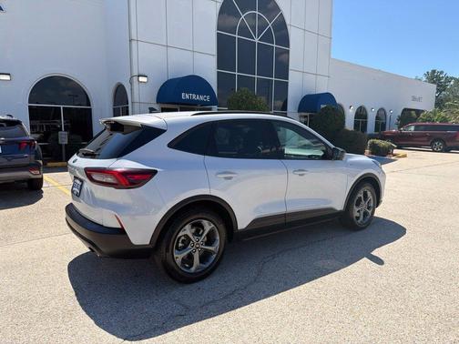 Silver Metallic 2025 Ford Escape ST-Line