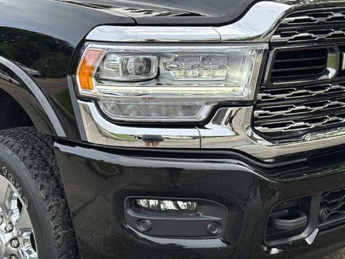 Diamond Black 2024 RAM 2500 Limited