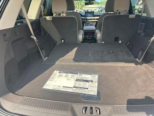 Metallic 2024 Lincoln Aviator Reserve AWD
