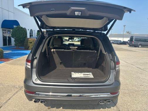 Metallic 2024 Lincoln Aviator Reserve AWD