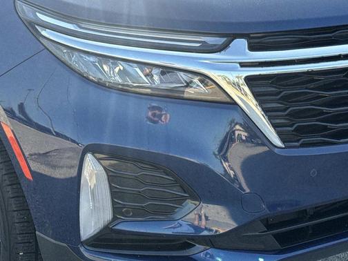 Blue Glow Metallic 2023 Chevrolet Equinox RS