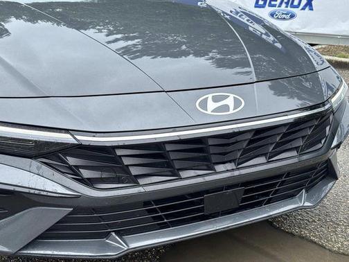Gray 2025 Hyundai ELANTRA Limited