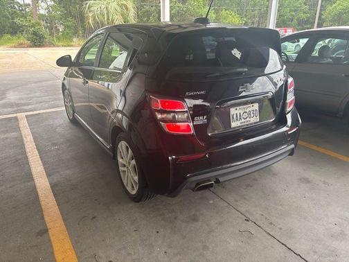 Mosaic Black Metallic 2020 Chevrolet Sonic LT