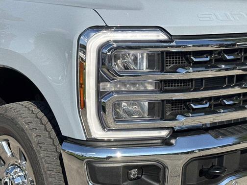 Glacier Gray Metallic 2027 Ford F-250 Lariat