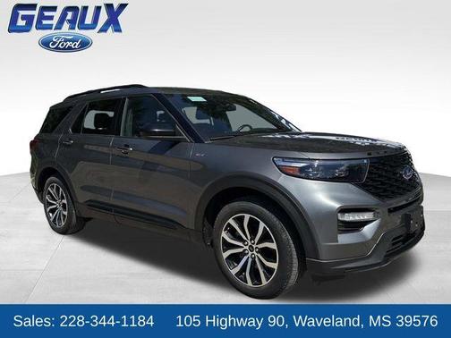 Gray Metallic 2023 Ford Explorer ST-Line