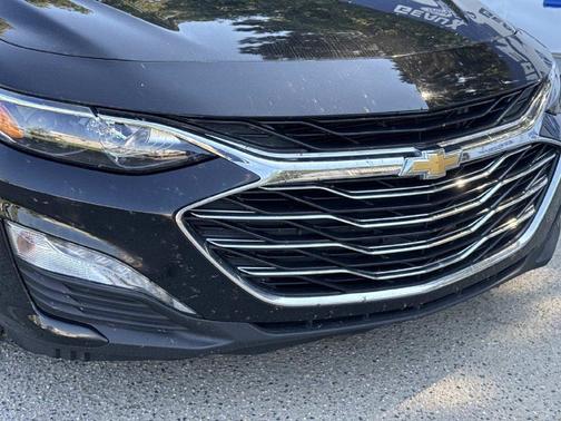 Mosaic Black Metallic 2024 Chevrolet Malibu LT