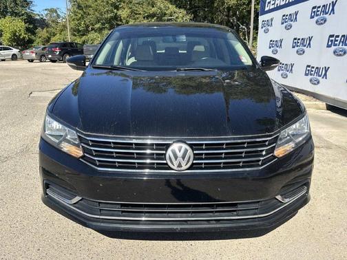 Black 2016 Volkswagen Passat 1.8T SE