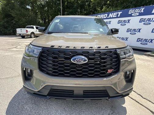 Gray 2026 Ford Explorer ST