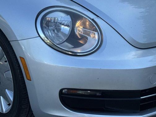 Reflex Silver Metallic 2014 Volkswagen Beetle 2.5L