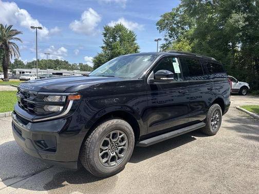 Black Metallic 2026 Ford Expedition Active