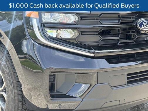 Black Metallic 2026 Ford Expedition Active