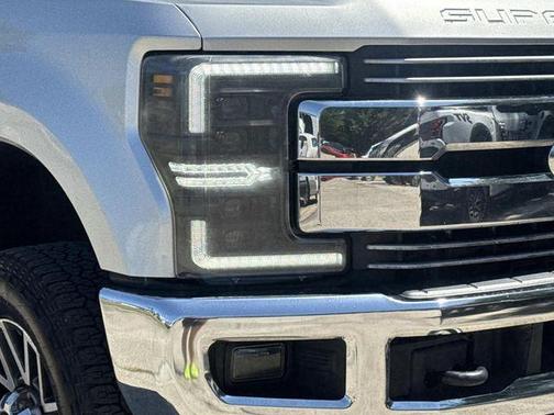 Ingot Silver 2017 Ford F-250 Lariat