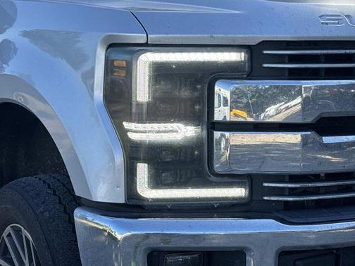 Ingot Silver 2017 Ford F-250 Lariat