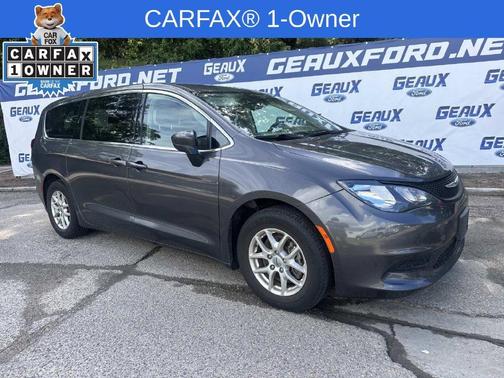 Granite Crystal Clearcoat Metallic 2023 Chrysler Voyager LX