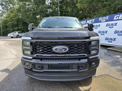 Black Metallic 2026 Ford F-250 XL