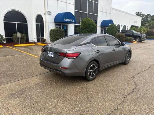 Gun Metallic 2024 Nissan Sentra SV