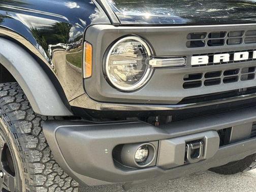 Shadow Black 2024 Ford Bronco Black Diamond