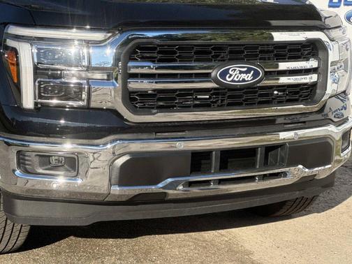 Agate Black Metallic 2026 Ford F-150 Lariat