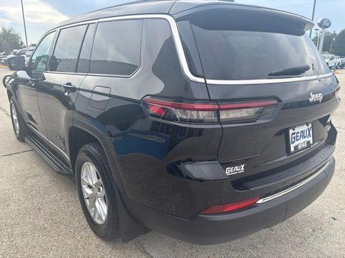 Diamond Black 2025 Jeep Grand Cherokee L Laredo