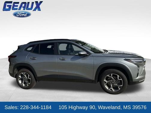 Sterling Gray Metallic 2025 Chevrolet Trax LT