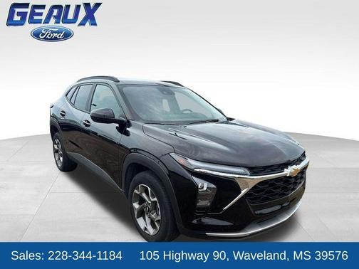 Mosaic Black Metallic 2025 Chevrolet Trax LT