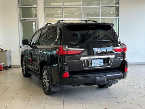 Photo 5 of 30 of 2019 Lexus LX 570 570