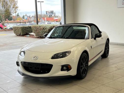 Photo 3 of 28 of 2015 Mazda MX-5 Miata Club
