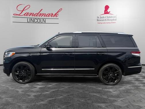 INFINITE BLACK 2023 Lincoln Navigator RESERVE