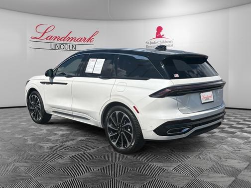WHITE PLATINUM MET 3C 2024 Lincoln Nautilus BLACK LABEL
