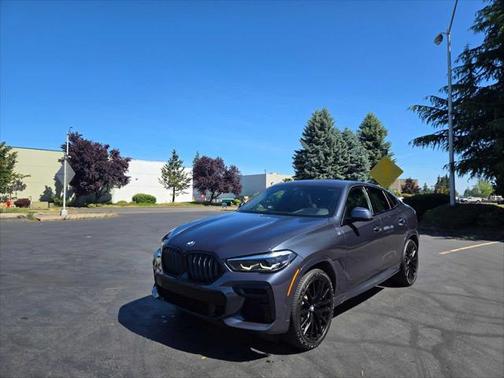 2022 BMW X6 xDrive40i