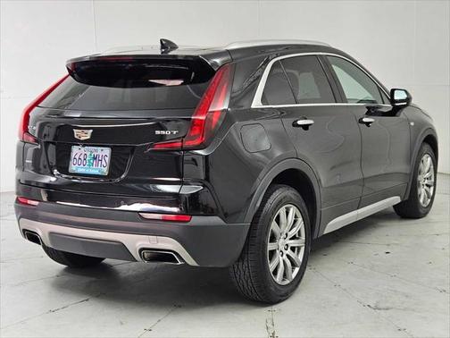 2020 Cadillac XT4 Premium Luxury