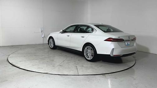 2024 BMW 530 xDrive