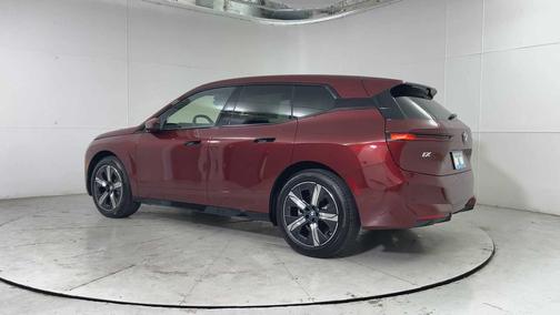 2026 BMW iX xDrive60