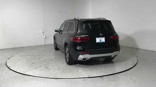 2025 Mercedes-Benz GLB 250 4MATIC