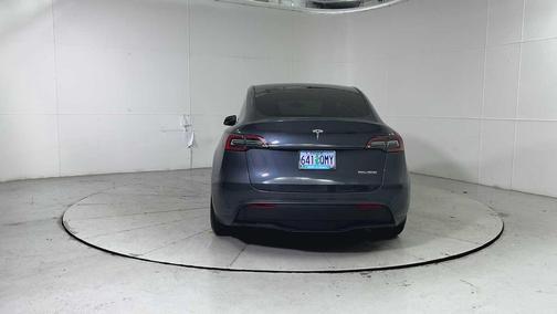 2022 Tesla Model Y Performance Dual Motor All-Wheel Drive