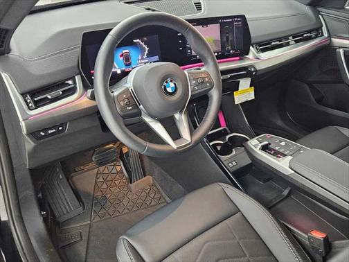 2025 BMW X2 xDrive28i