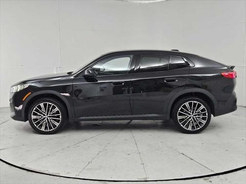 2025 BMW X2 xDrive28i