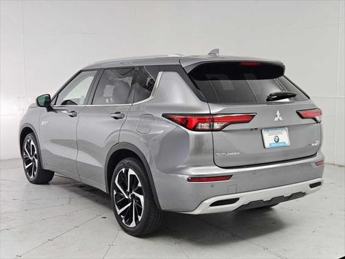 2023 Mitsubishi Outlander PHEV SEL