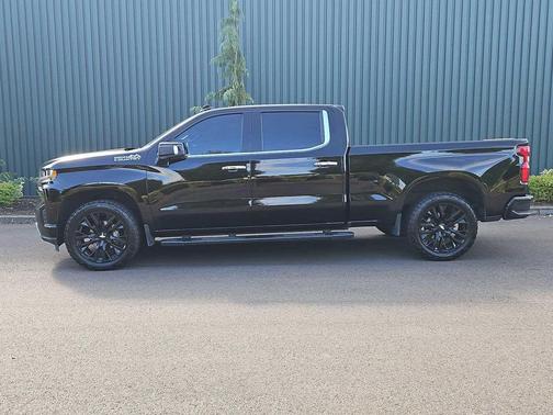 2022 Chevrolet Silverado 1500 High Country