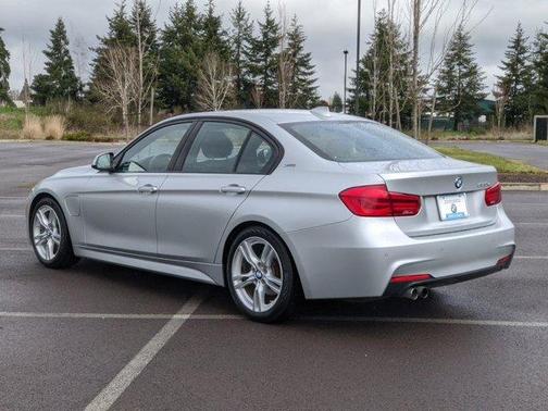 2018 BMW 330e iPerformance