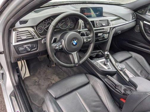 2018 BMW 330e iPerformance