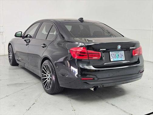 2016 BMW 320 i